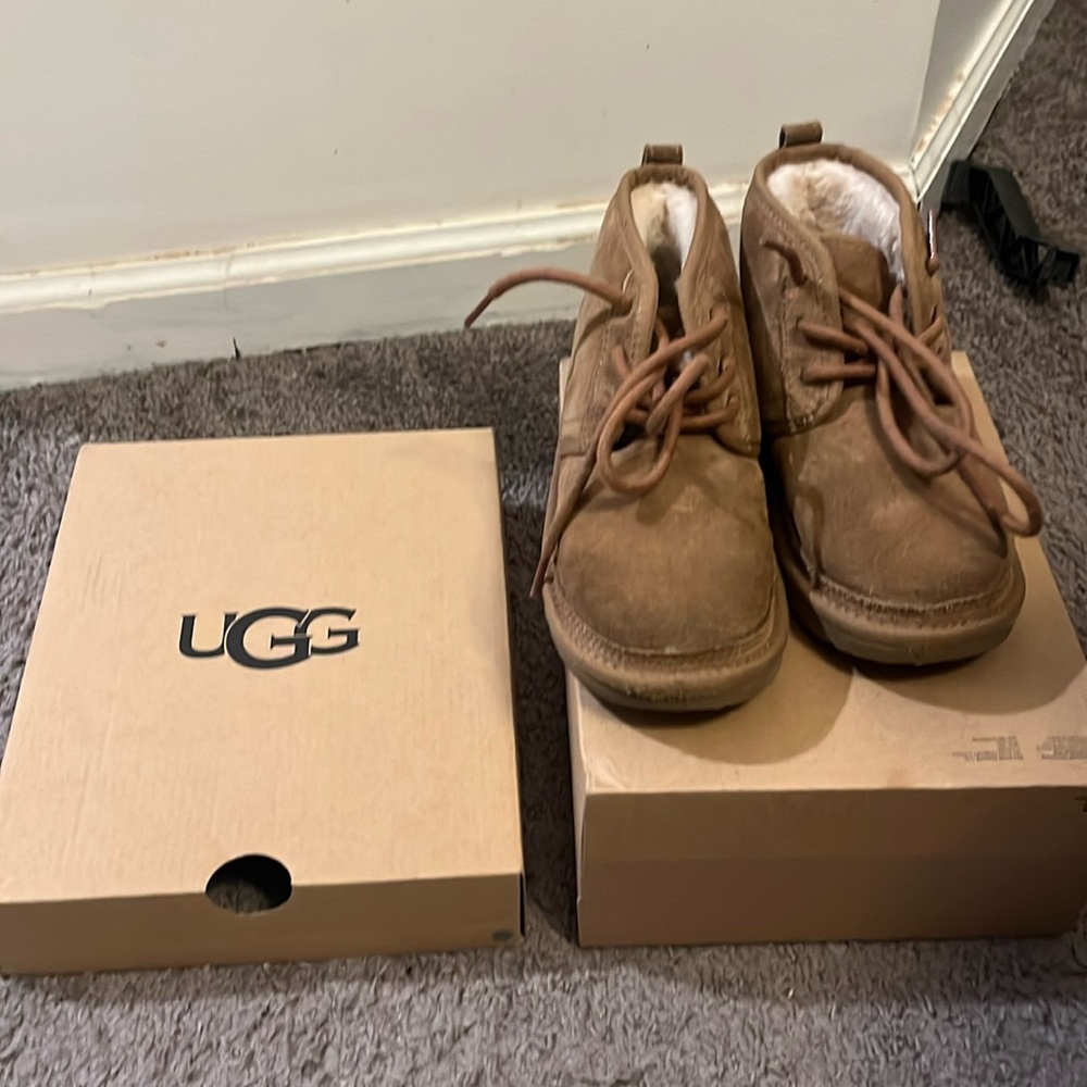 Used Uggs toddler 13